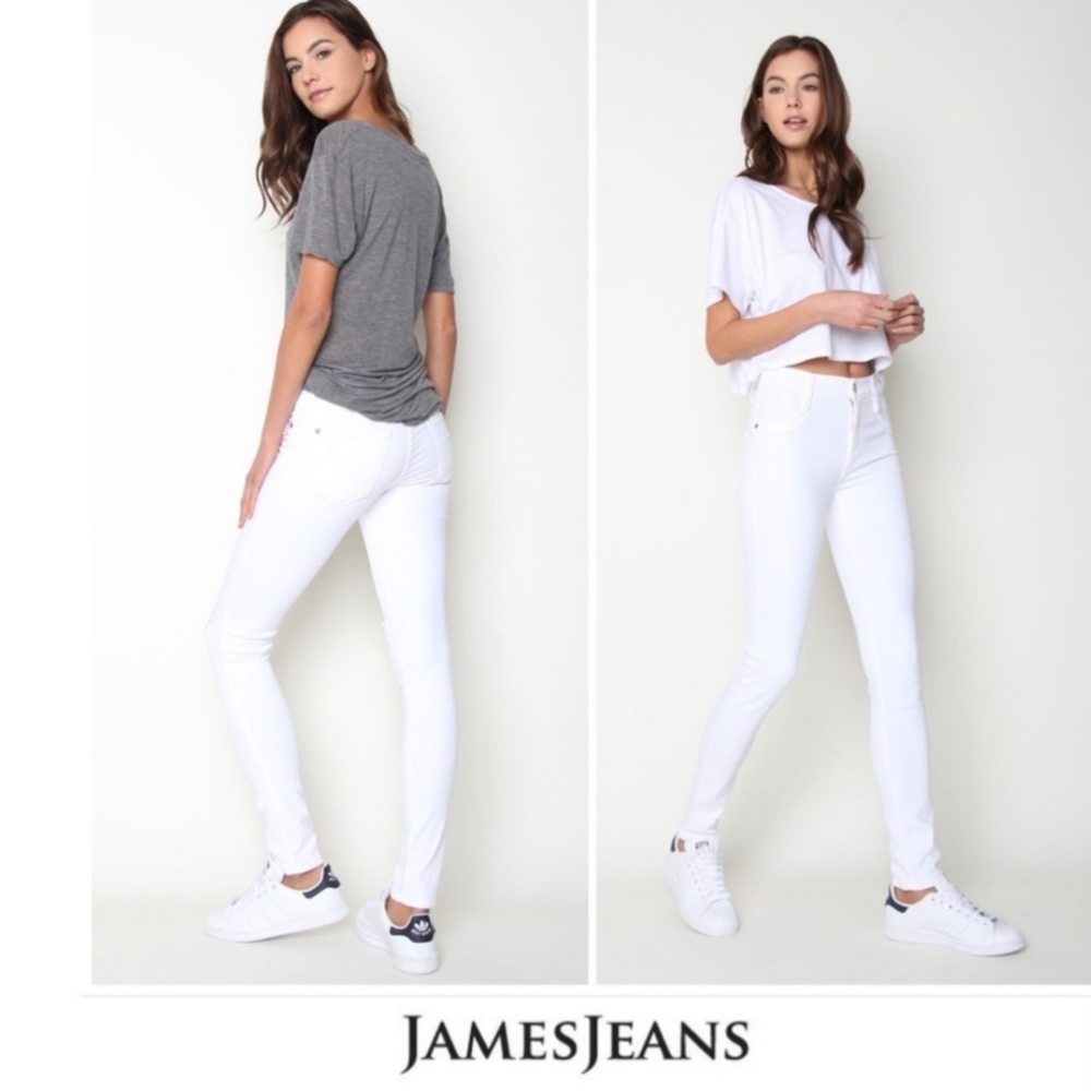 JAMES JEANS WHITE TWIGGY JEANS.   SIZE 26